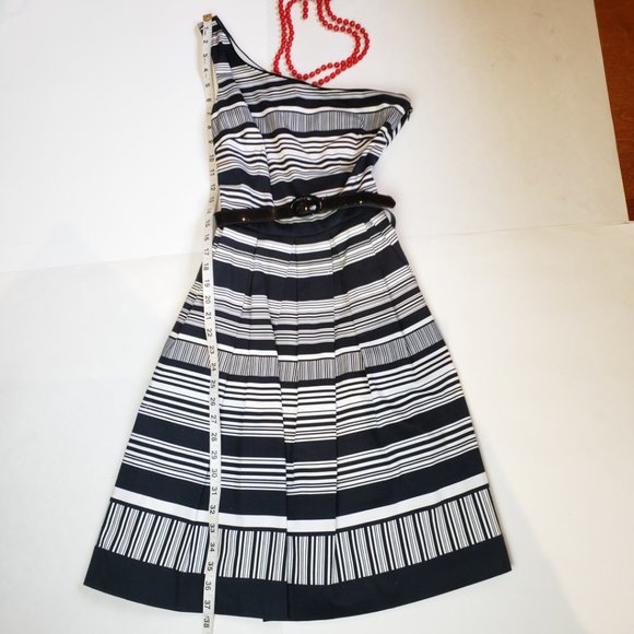 White House Black Market one shoulder dress, 2 - Picture 4 of 8